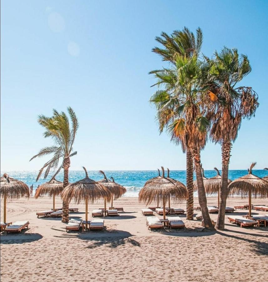 El Estudio De La Playa Benalbeach Holidays Paradise Benalmádena Exteriör bild