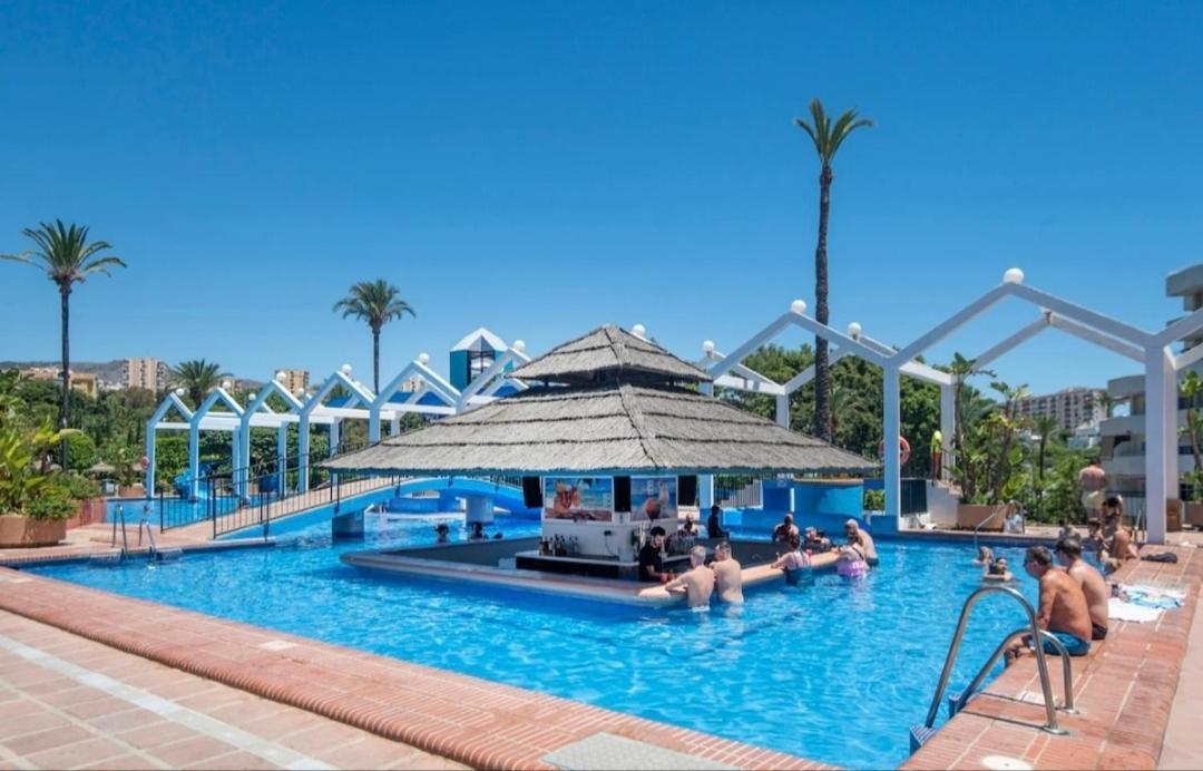 El Estudio De La Playa Benalbeach Holidays Paradise Benalmádena Exteriör bild