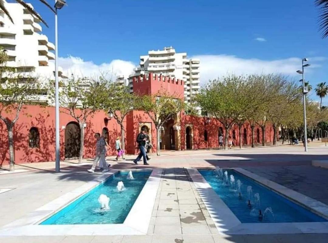 El Estudio De La Playa Benalbeach Holidays Paradise Benalmádena Exteriör bild